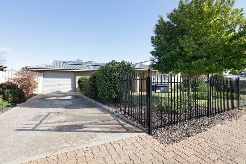 38 Uley Road, Craigmore SA 5114, Craigmore - Thumbnail 2