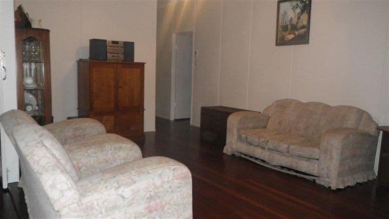 4 Borland Street, ROMA QLD 4455, Roma - Thumbnail 3