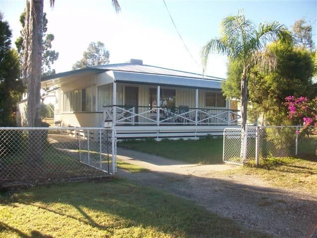 4 Borland Street, ROMA QLD 4455, Roma - Thumbnail 7