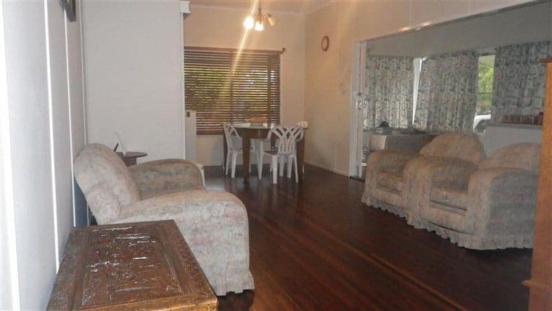4 Borland Street, ROMA QLD 4455, Roma - Thumbnail 8