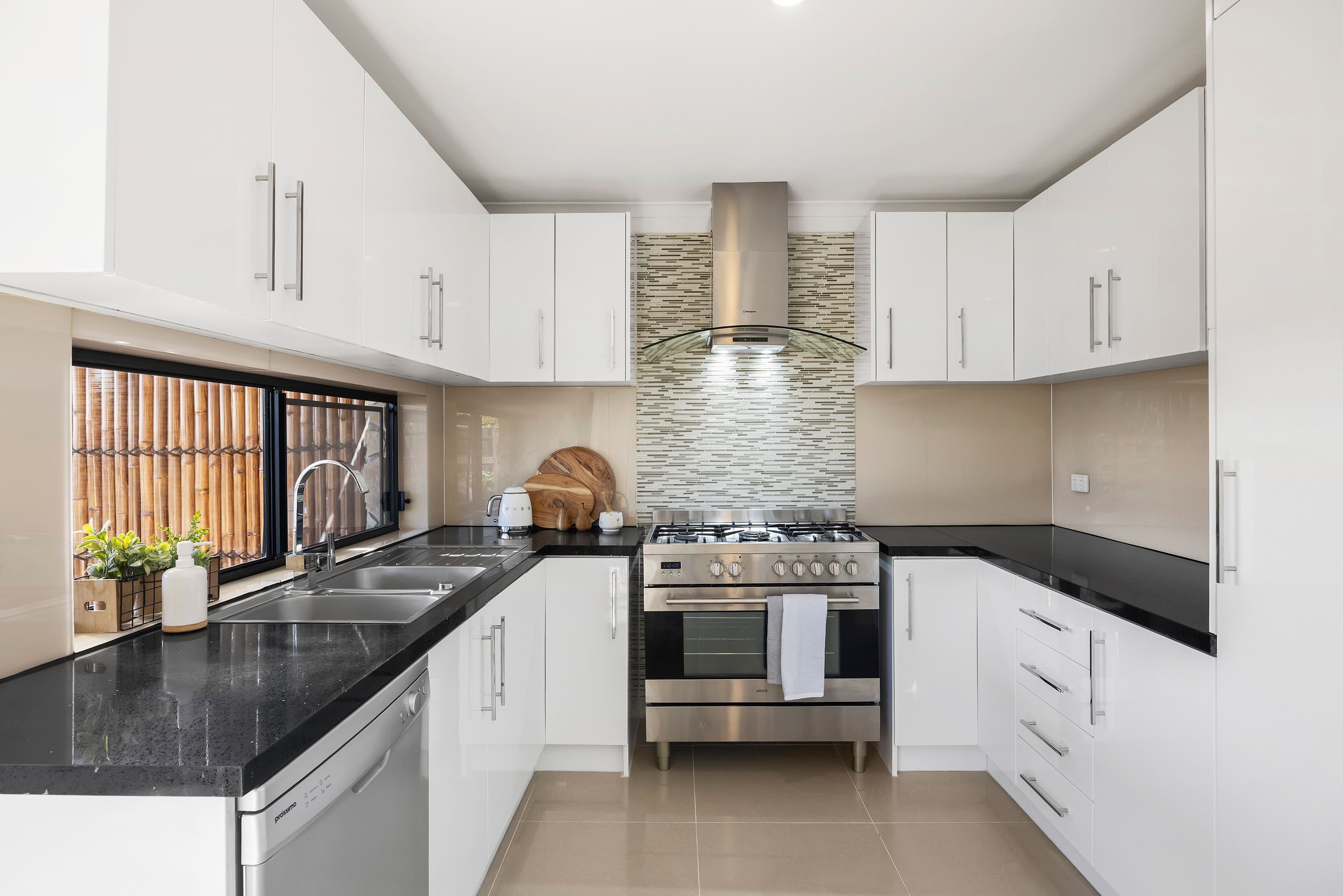 40 Blaxland Drive, Sunbury VIC 3429, Sunbury - Thumbnail 4
