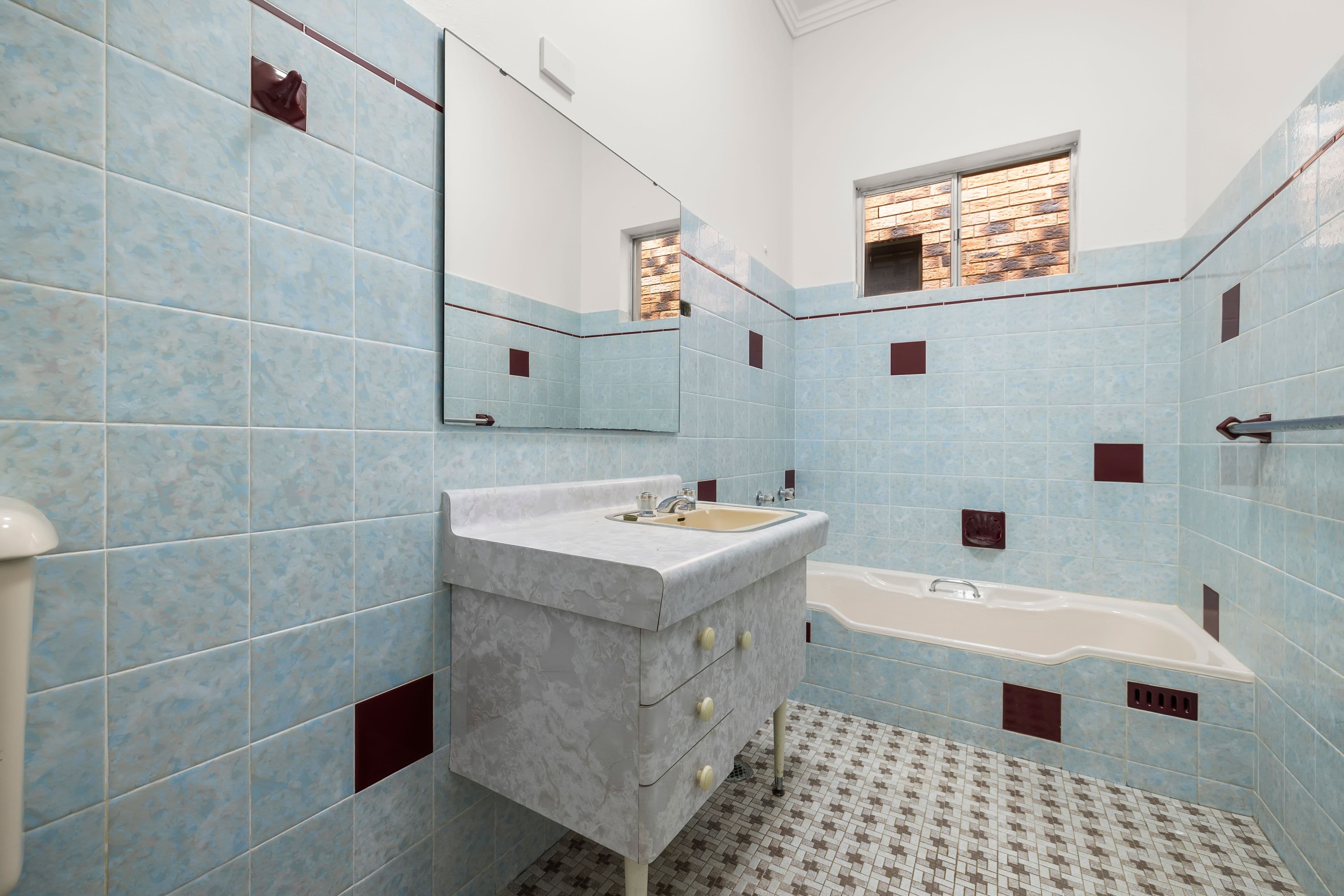 8 Hugh Street, Ashfield NSW 2131, Ashfield - Thumbnail 4