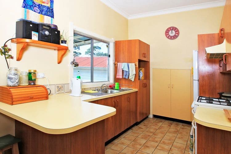 37 Illaroo Road, NORTH NOWRA NSW 2541, North Nowra - Thumbnail 4