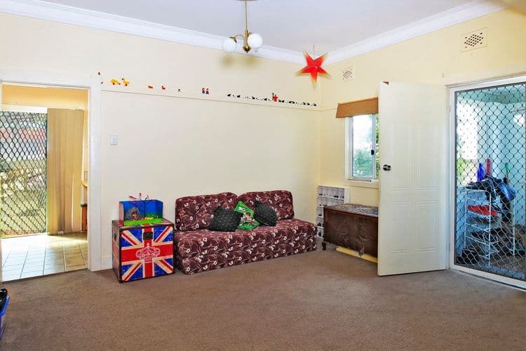 37 Illaroo Road, NORTH NOWRA NSW 2541, North Nowra - Thumbnail 7