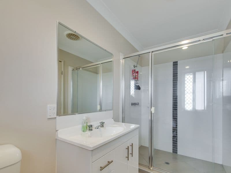 65 Mcauley Parade, Pacific Pines QLD 4211, Pacific Pines - Thumbnail 5