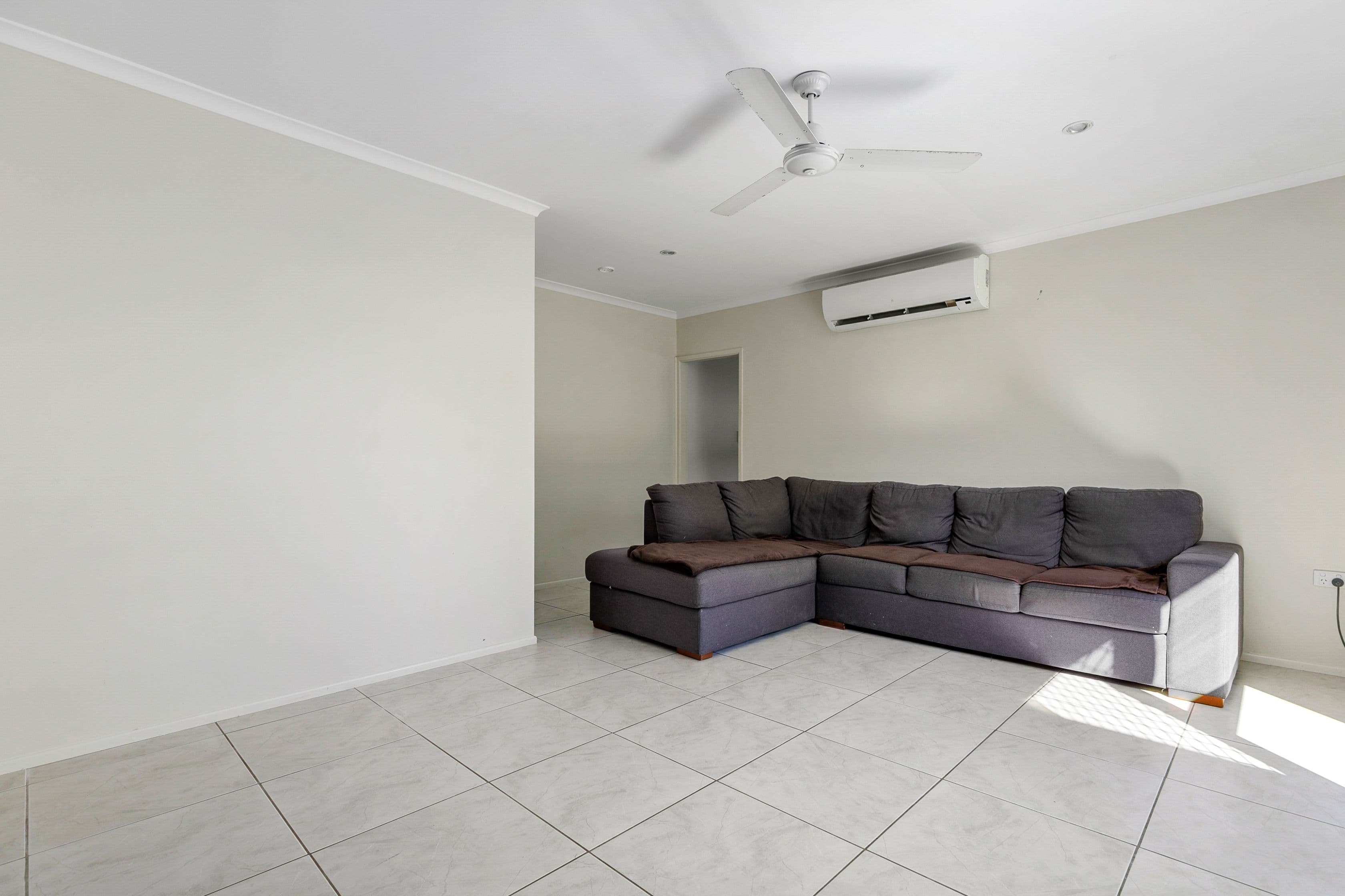 513 Boat Harbour Drive, Torquay QLD 4655, Torquay - Thumbnail 4