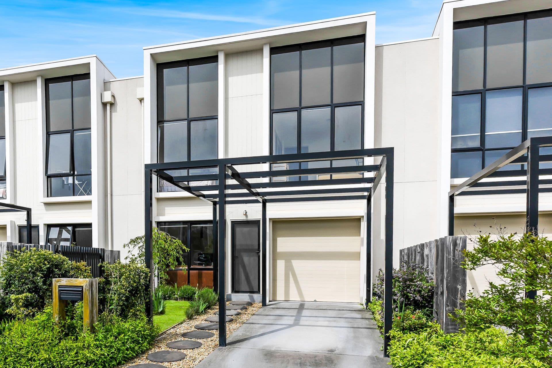 36 Bardaster Boulevard, Chirnside Park VIC 3116, Chirnside Park - Thumbnail 2