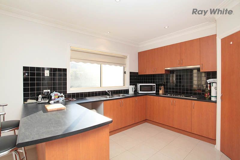 3 Livingstone Square, POINT COOK VIC 3030, Point Cook - Thumbnail 3