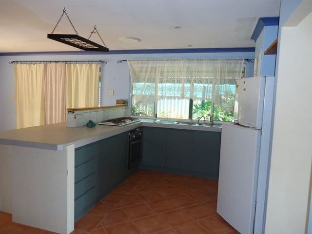 18 Half Moon Drive, WAGGRAKINE WA 6530, Waggrakine - Thumbnail 3