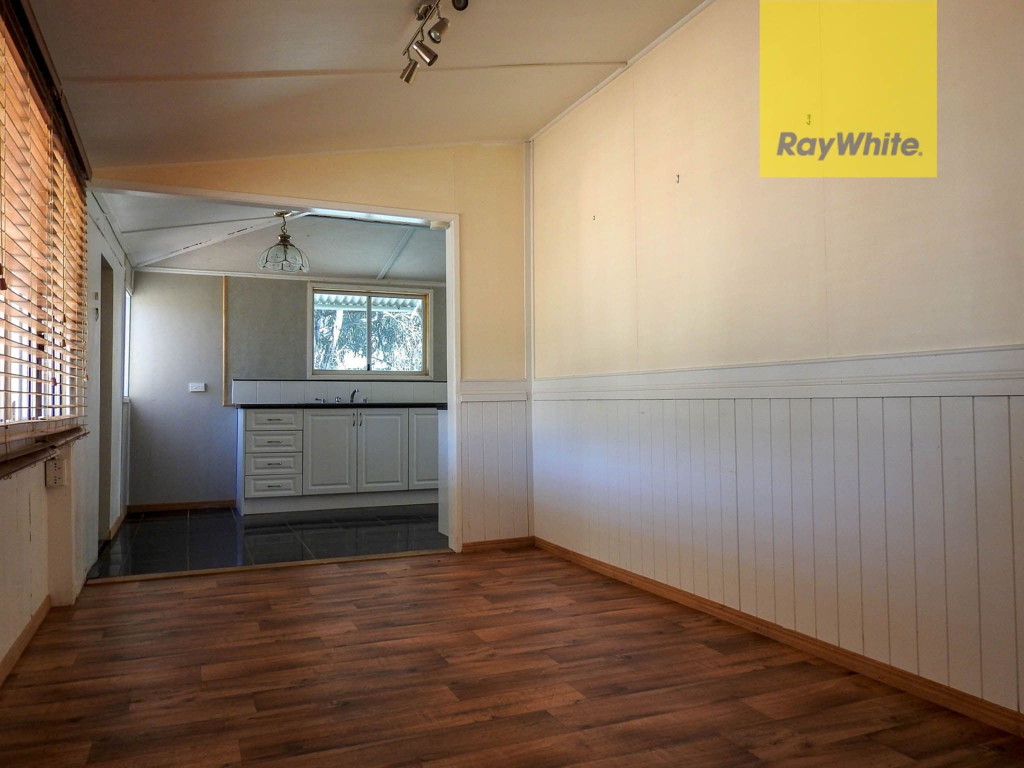 144 Ibis Street, Longreach QLD 4730, Longreach - Thumbnail 5
