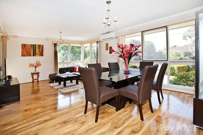 11 Chatswood Close, Glen Waverley VIC 3150, Glen Waverley - Thumbnail 3