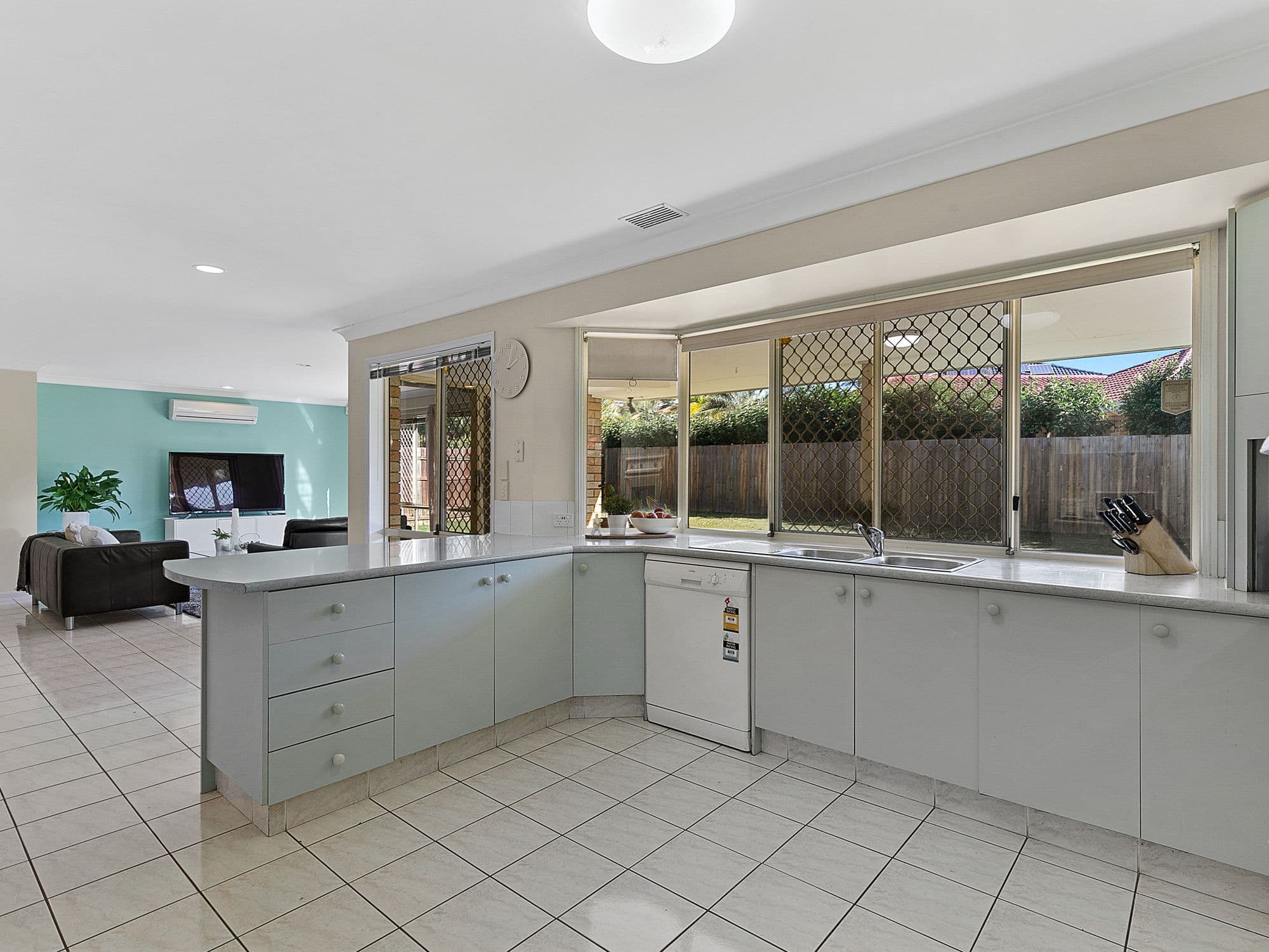 51 Banika Street, Mansfield QLD 4122, Mansfield - Thumbnail 7