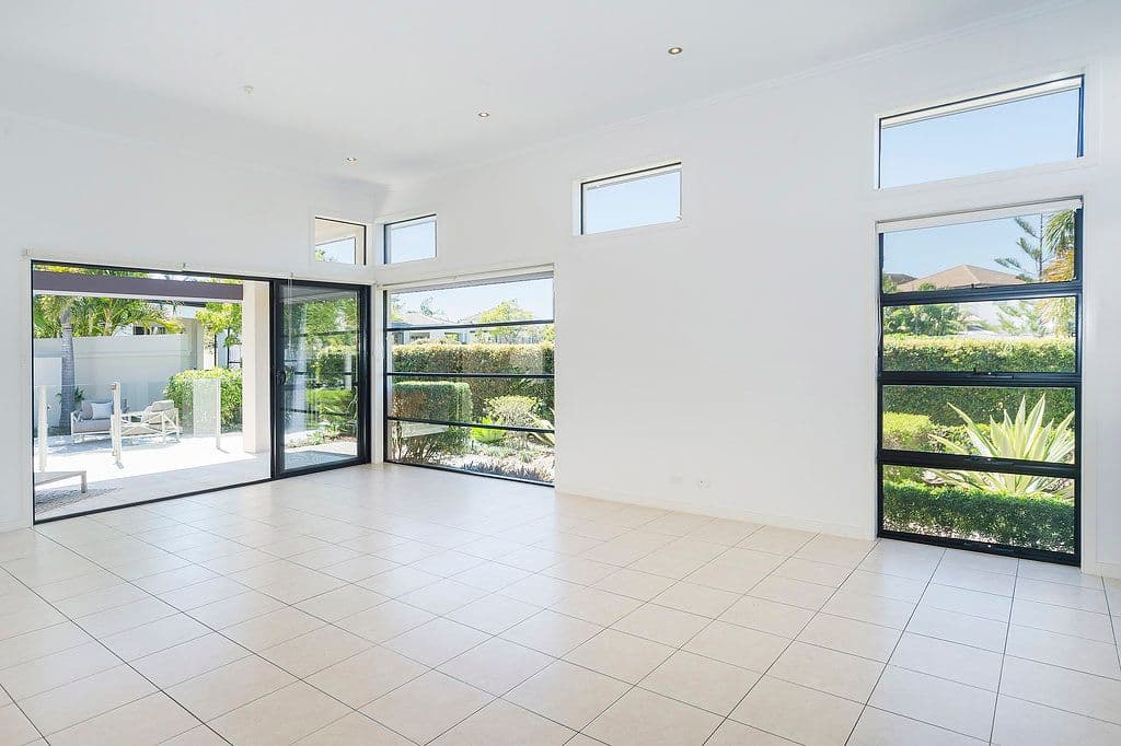 6142 Bolsena Circuit, Hope Island QLD 4212, Hope Island - Thumbnail 5