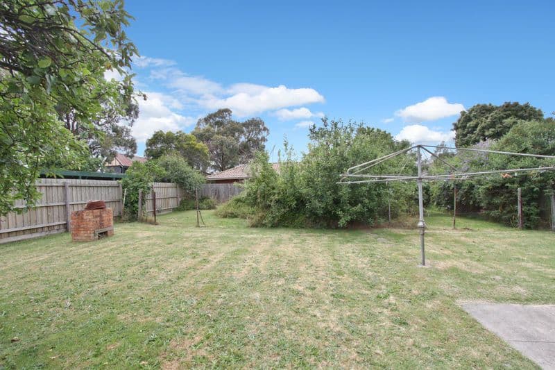 20 Bowen Street, HUGHESDALE VIC 3166, Hughesdale - Thumbnail 2