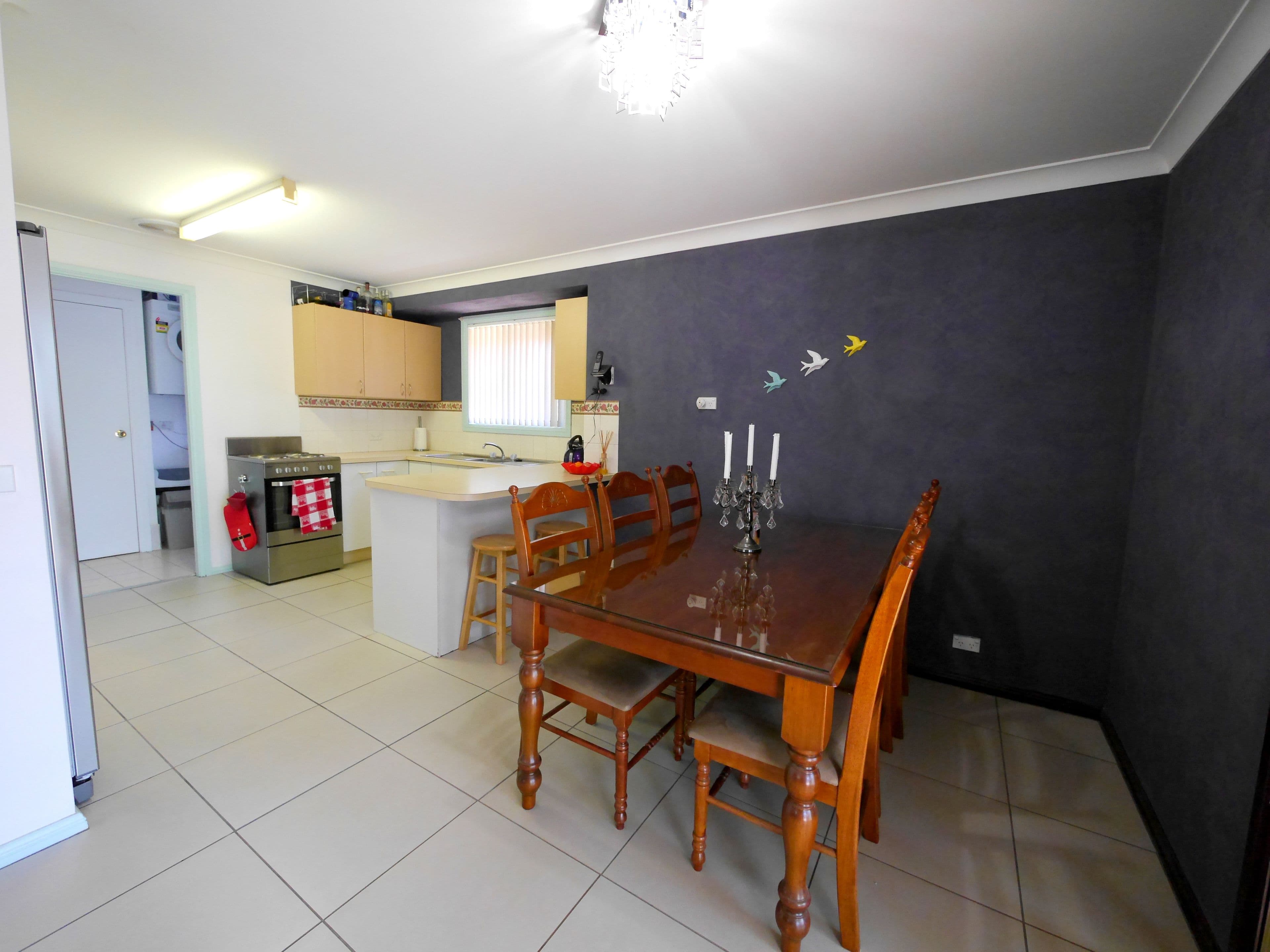 2 Echuca Place, Cowra - Thumbnail 4