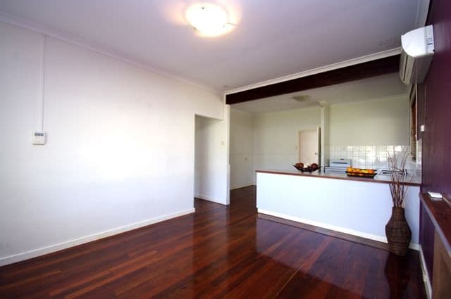 8 Deering Street, WESTMINSTER WA 6061, Westminster - Thumbnail 3