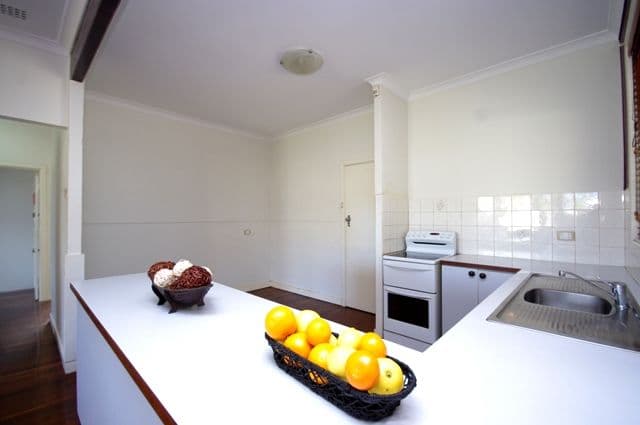 8 Deering Street, WESTMINSTER WA 6061, Westminster - Thumbnail 7