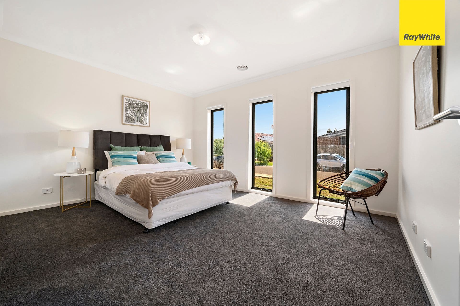 15 Clement Way, Melton South VIC 3338, Melton South - Thumbnail 2