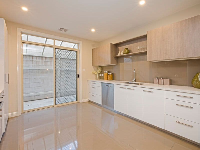 10 Goulburn Street, CHELTENHAM VIC 3192, Cheltenham - Thumbnail 3