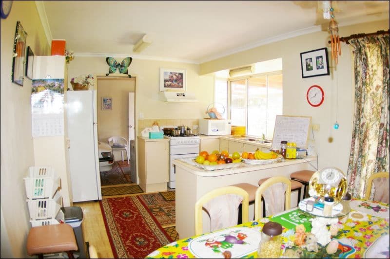 87 Coman Street North, DECEPTION BAY QLD 4508, Deception Bay - Thumbnail 2