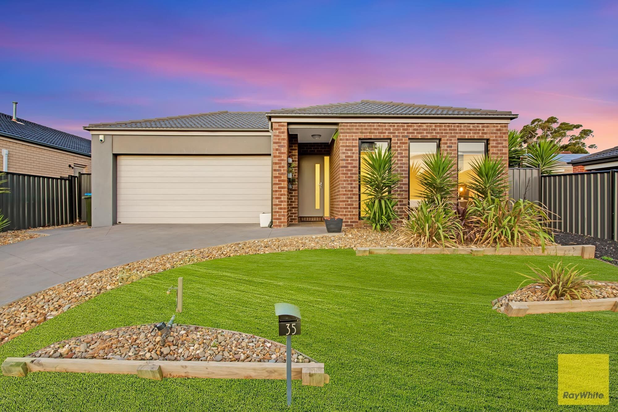 35 Rifflebird Drive, Tarneit VIC 3029, Tarneit - Image 1