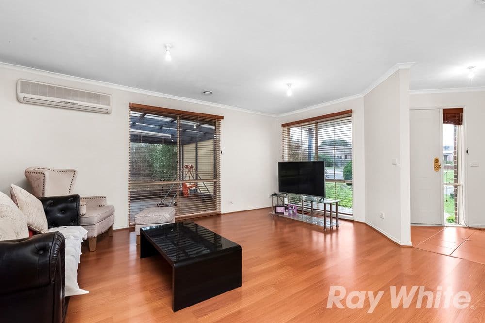 32 Seebeck Drive, Narre Warren South VIC 3805, Narre Warren South - Thumbnail 2