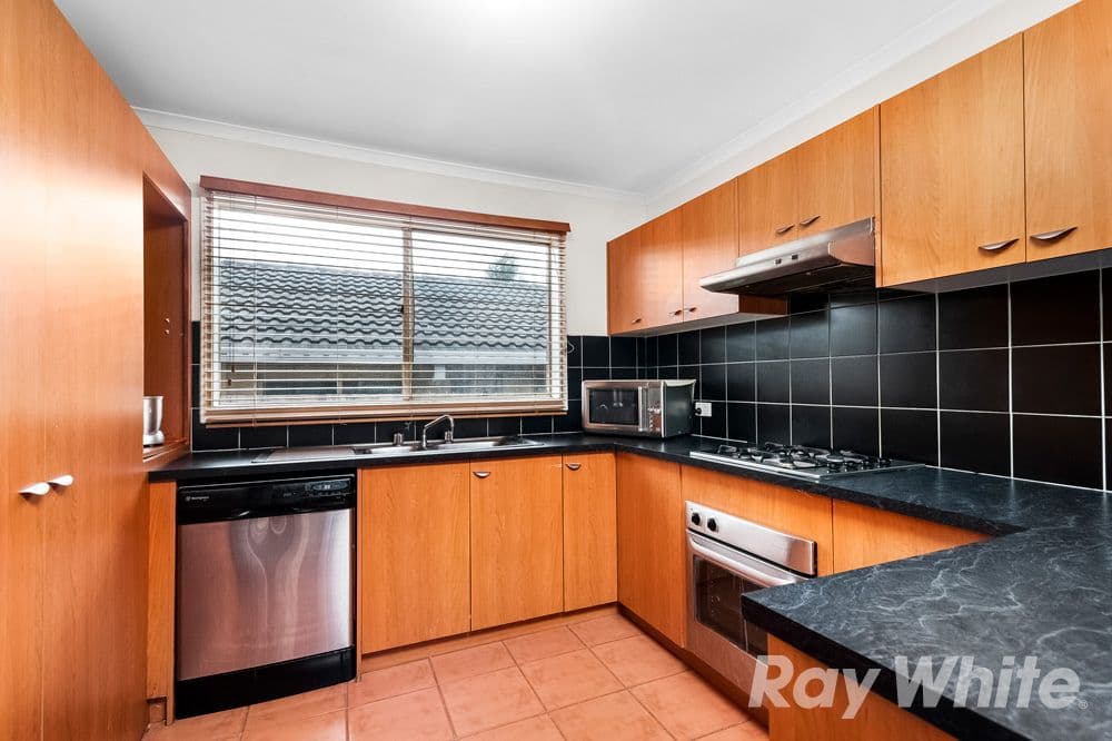 32 Seebeck Drive, Narre Warren South VIC 3805, Narre Warren South - Thumbnail 4