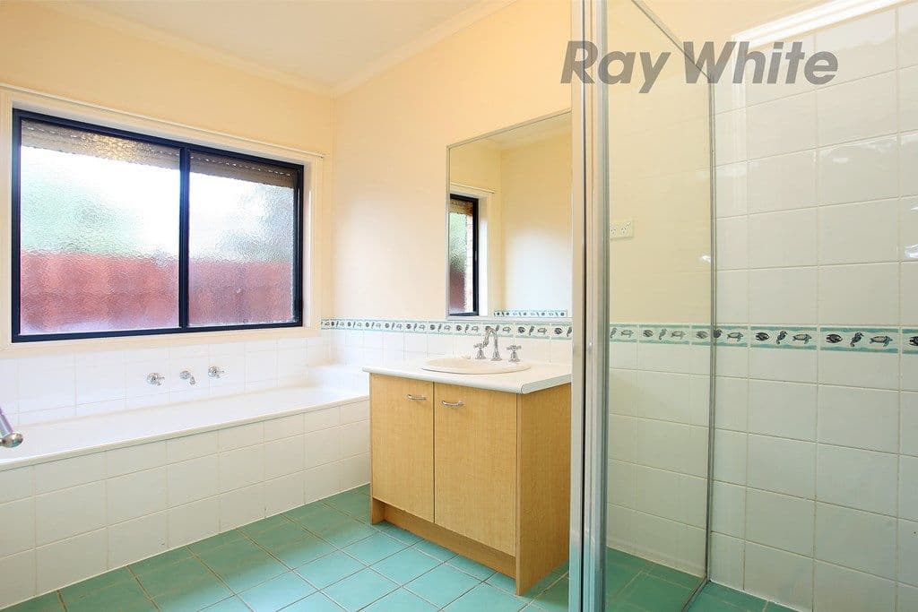 9 Adderley Court, POINT COOK VIC 3030, Point Cook - Thumbnail 7
