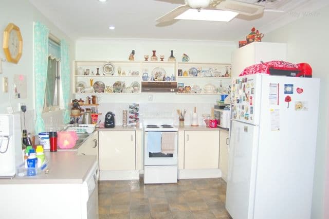 3-5 Emily Court, DECEPTION BAY QLD 4508, Deception Bay - Thumbnail 2