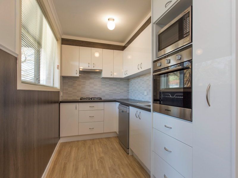 3 Taranna Street, MORNINGTON VIC 3931, Mornington - Thumbnail 2