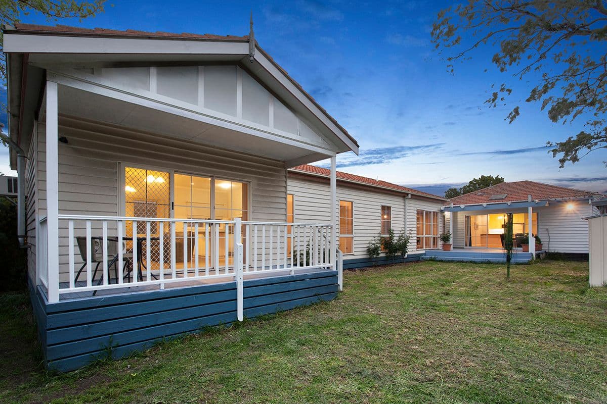 15 Moorookyle Avenue, Hughesdale VIC 3166, Hughesdale - Thumbnail 2