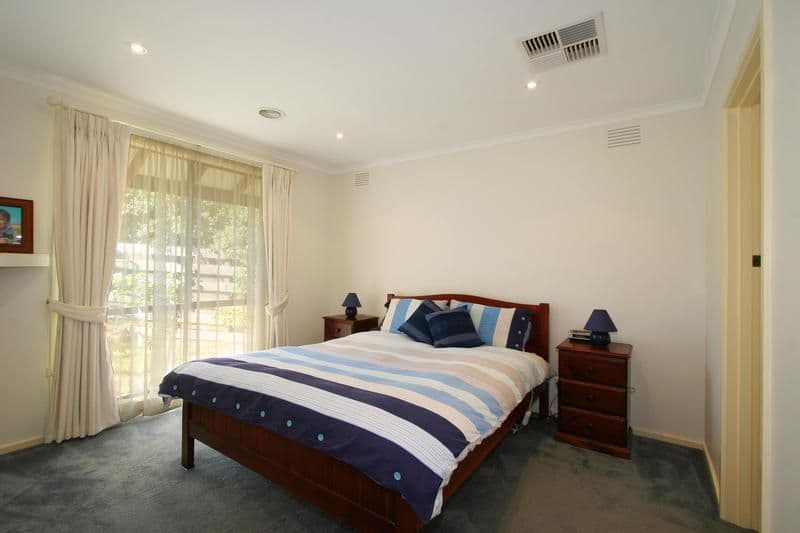 4 Chipp Court, DINGLEY VILLAGE VIC 3172, Dingley Village - Thumbnail 6