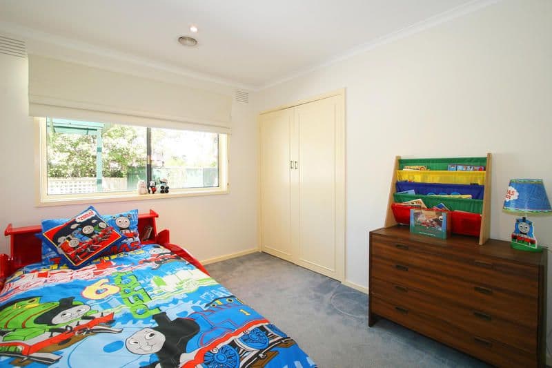 4 Chipp Court, DINGLEY VILLAGE VIC 3172, Dingley Village - Thumbnail 8