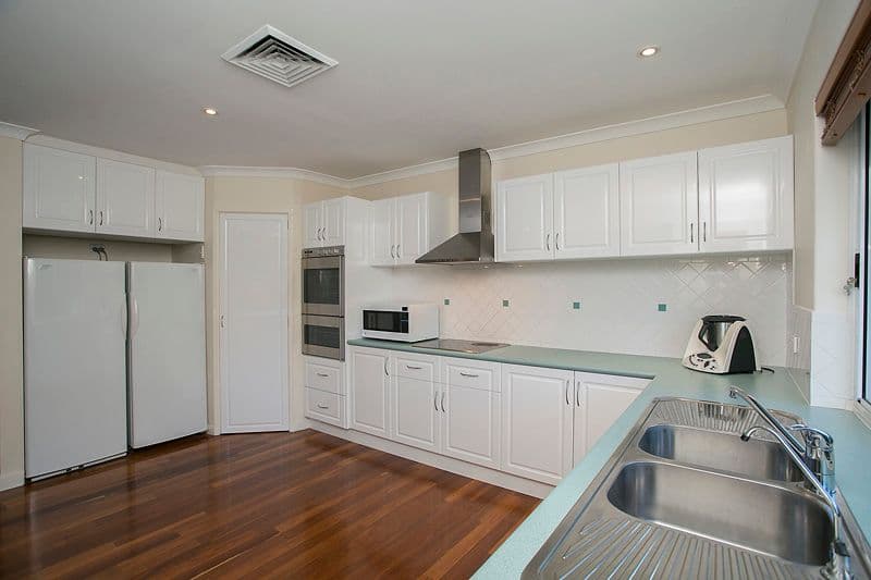11 Hinkler Road, KALAMUNDA WA 6076, Kalamunda - Thumbnail 7