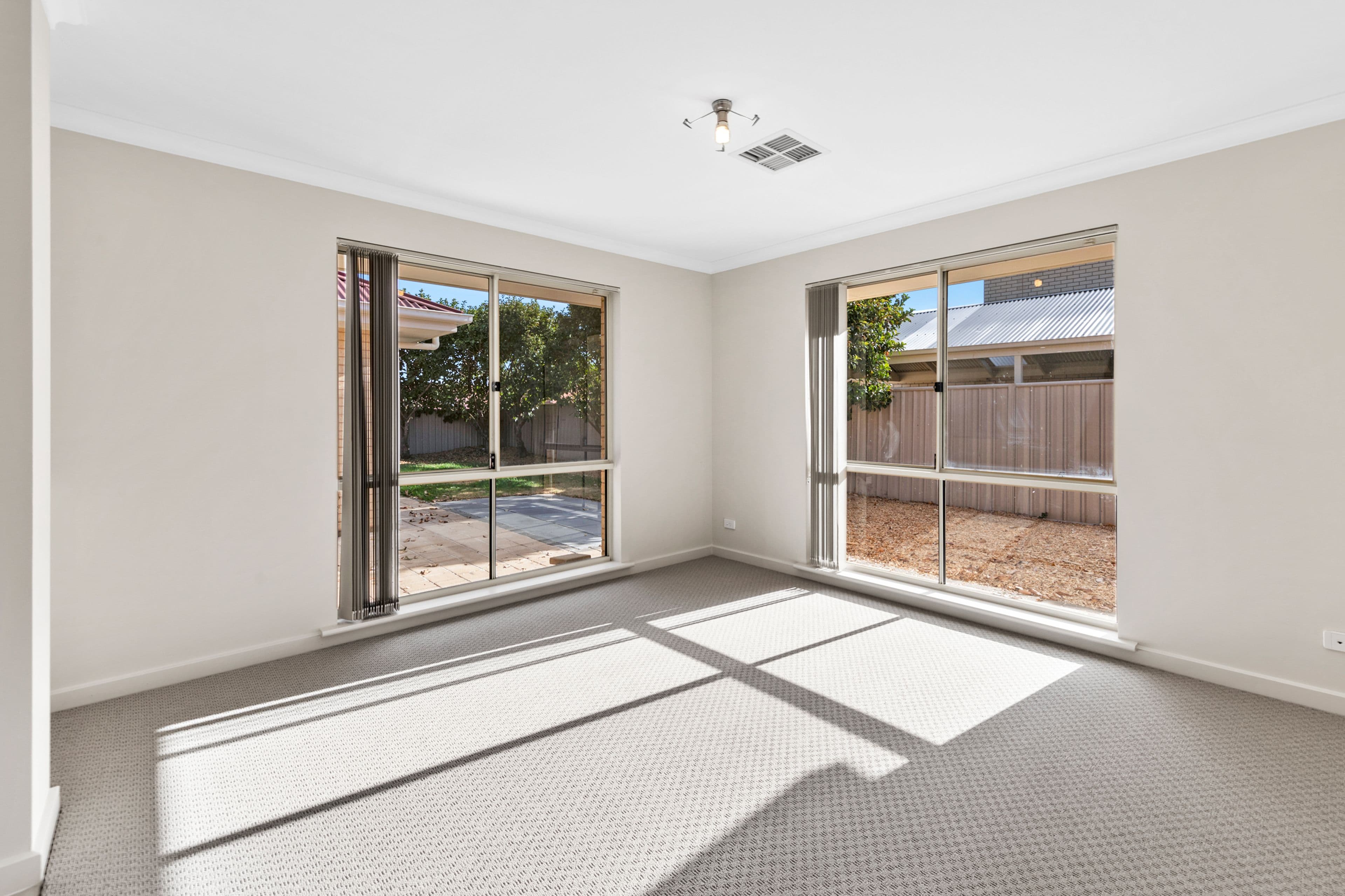 55 Chelmsford Street, Craigmore SA 5114, Craigmore - Thumbnail 8