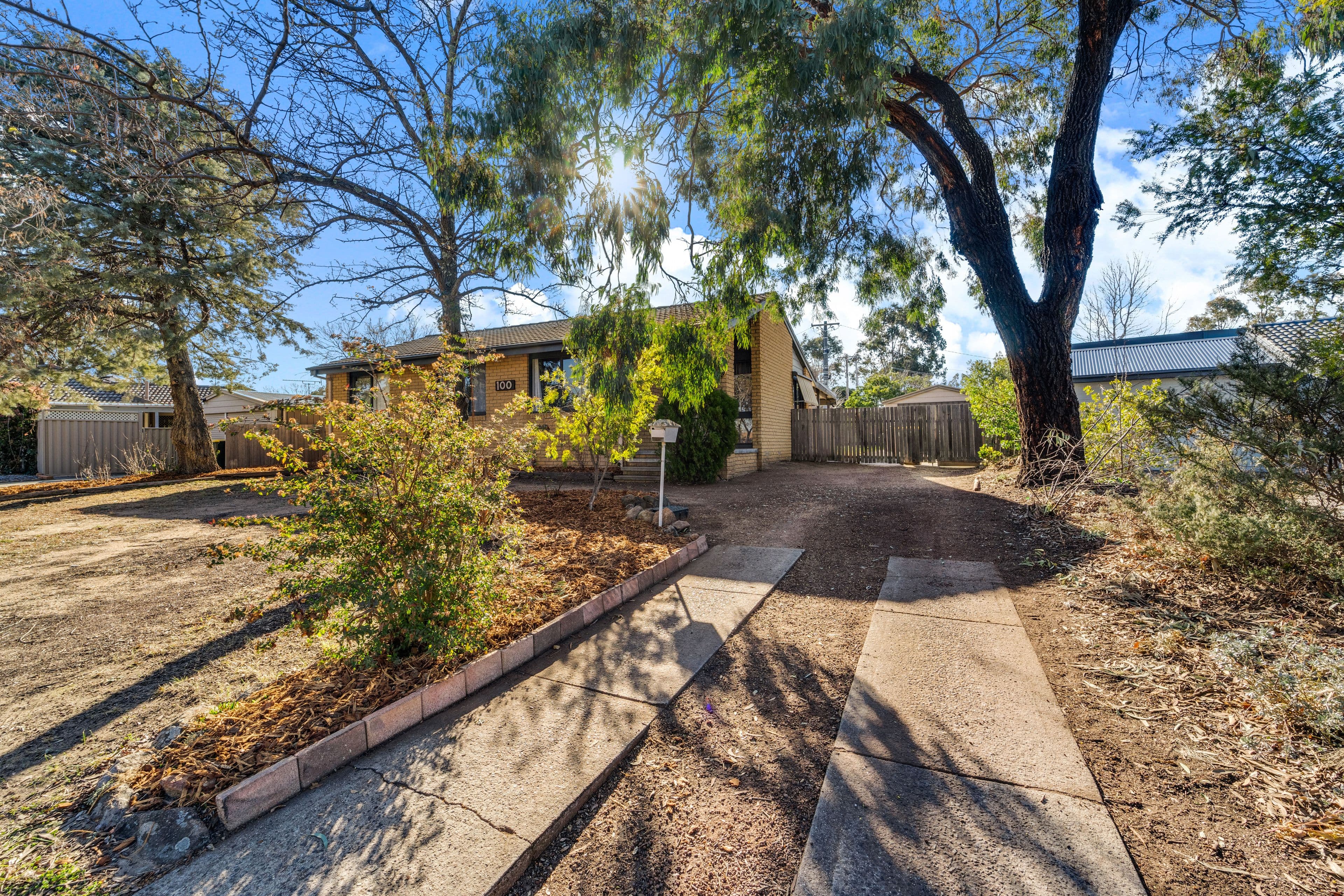 100 Clive Steele Avenue, Monash ACT 2904, Monash - Image 1