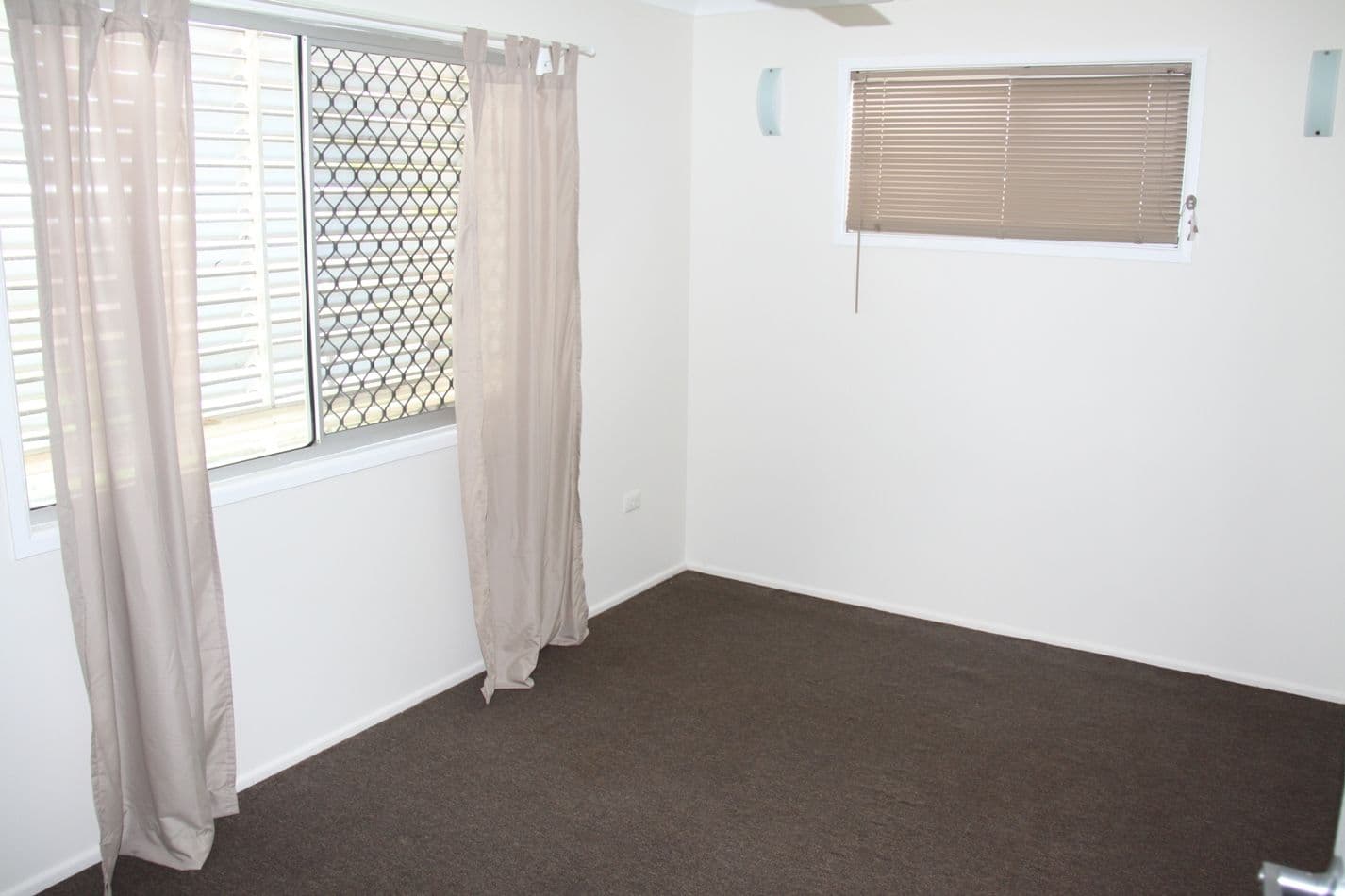 15 Swains Court, Boyne Island QLD 4680, Boyne Island - Thumbnail 7