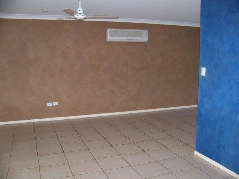 1 Van Haeren Street, KAWANA QLD 4701, Kawana - Thumbnail 3