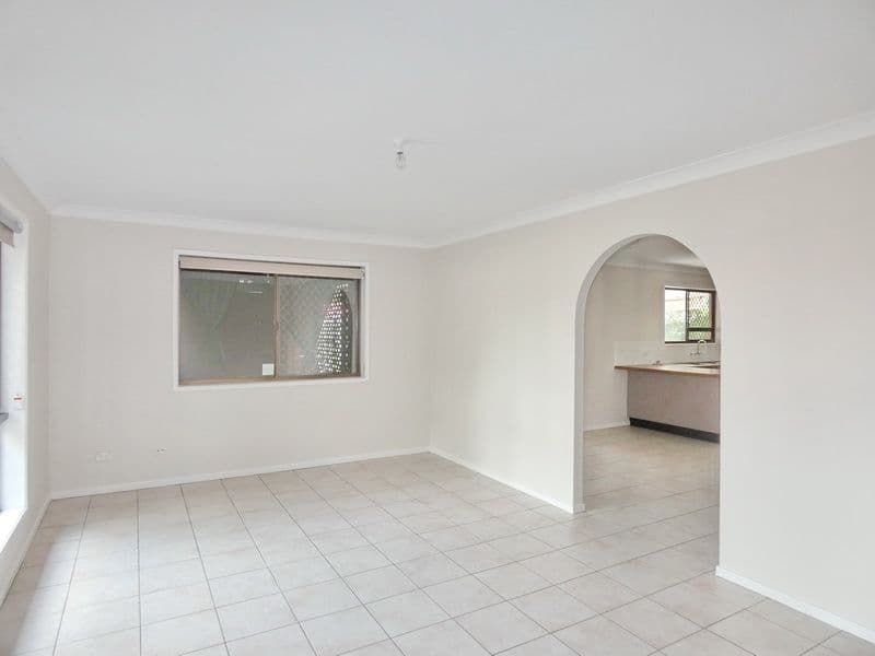 8 Lycoris Street, Crestmead QLD 4132, Crestmead - Thumbnail 3