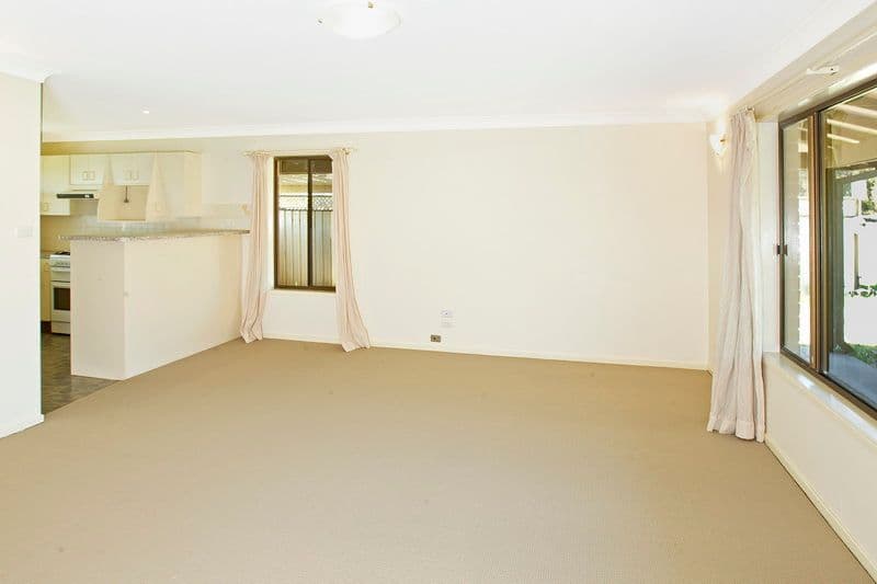 4 Denbigh Place, SOUTH NOWRA NSW 2541, South Nowra - Thumbnail 2