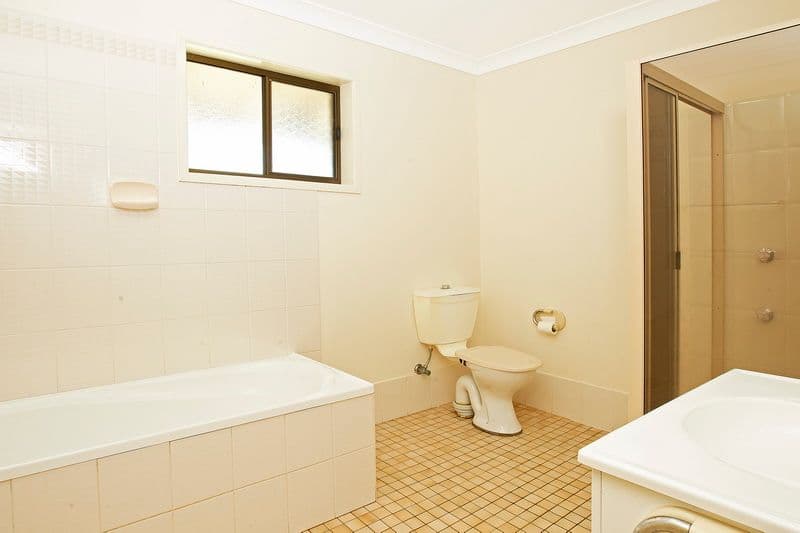 4 Denbigh Place, SOUTH NOWRA NSW 2541, South Nowra - Thumbnail 8