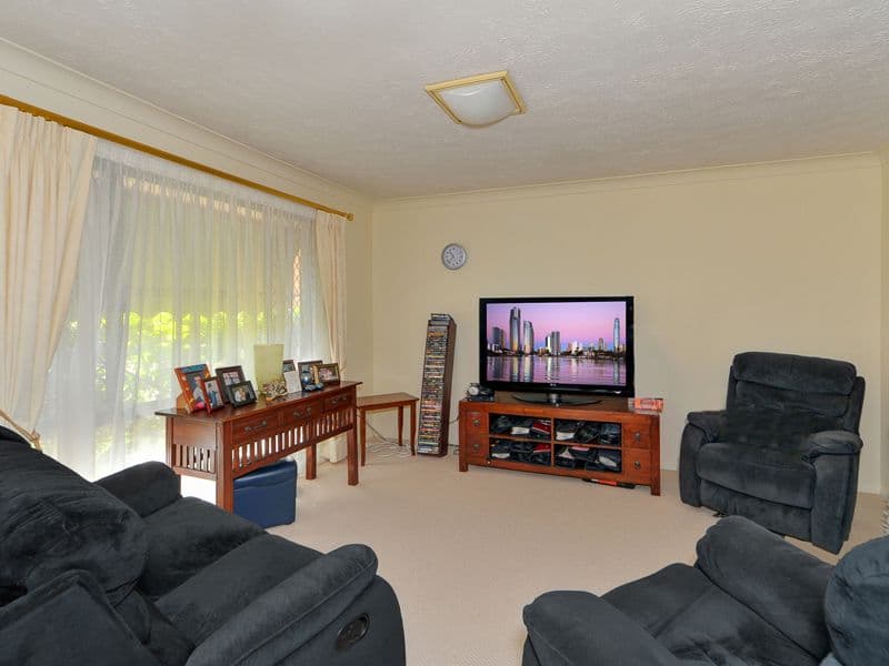 172 Barrier Reef Drive, Mermaid Waters QLD 4218, Mermaid Waters - Thumbnail 8