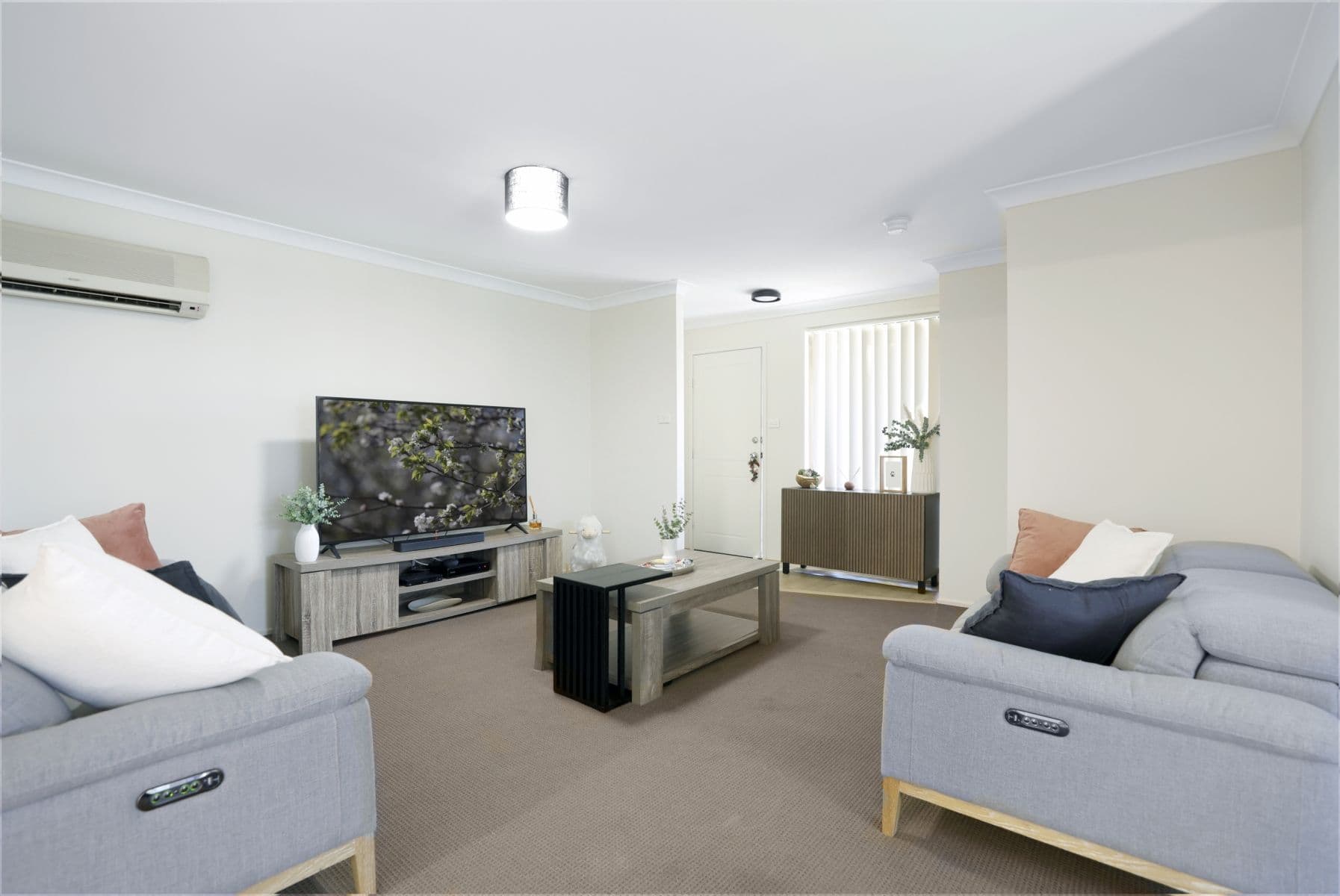 17 Yuroka Street, Glenmore Park NSW 2745, Glenmore Park - Thumbnail 3