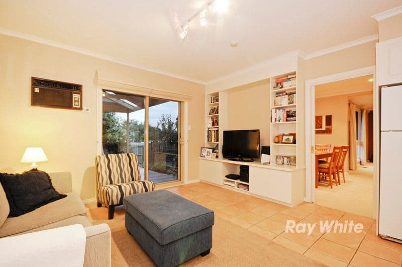 6 Aplin Place, WANTIRNA SOUTH VIC 3152, Wantirna South - Thumbnail 7