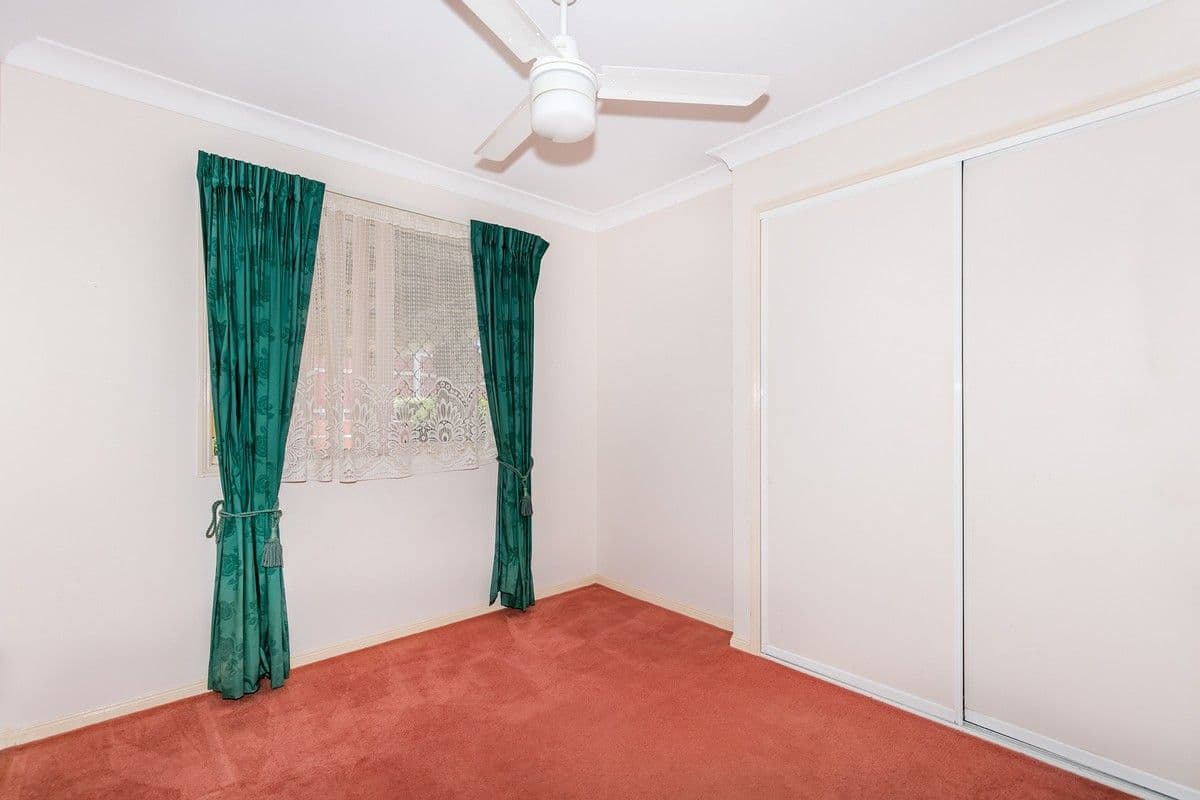 8 Mandeville Place, Regents Park QLD 4118, Regents Park - Thumbnail 7