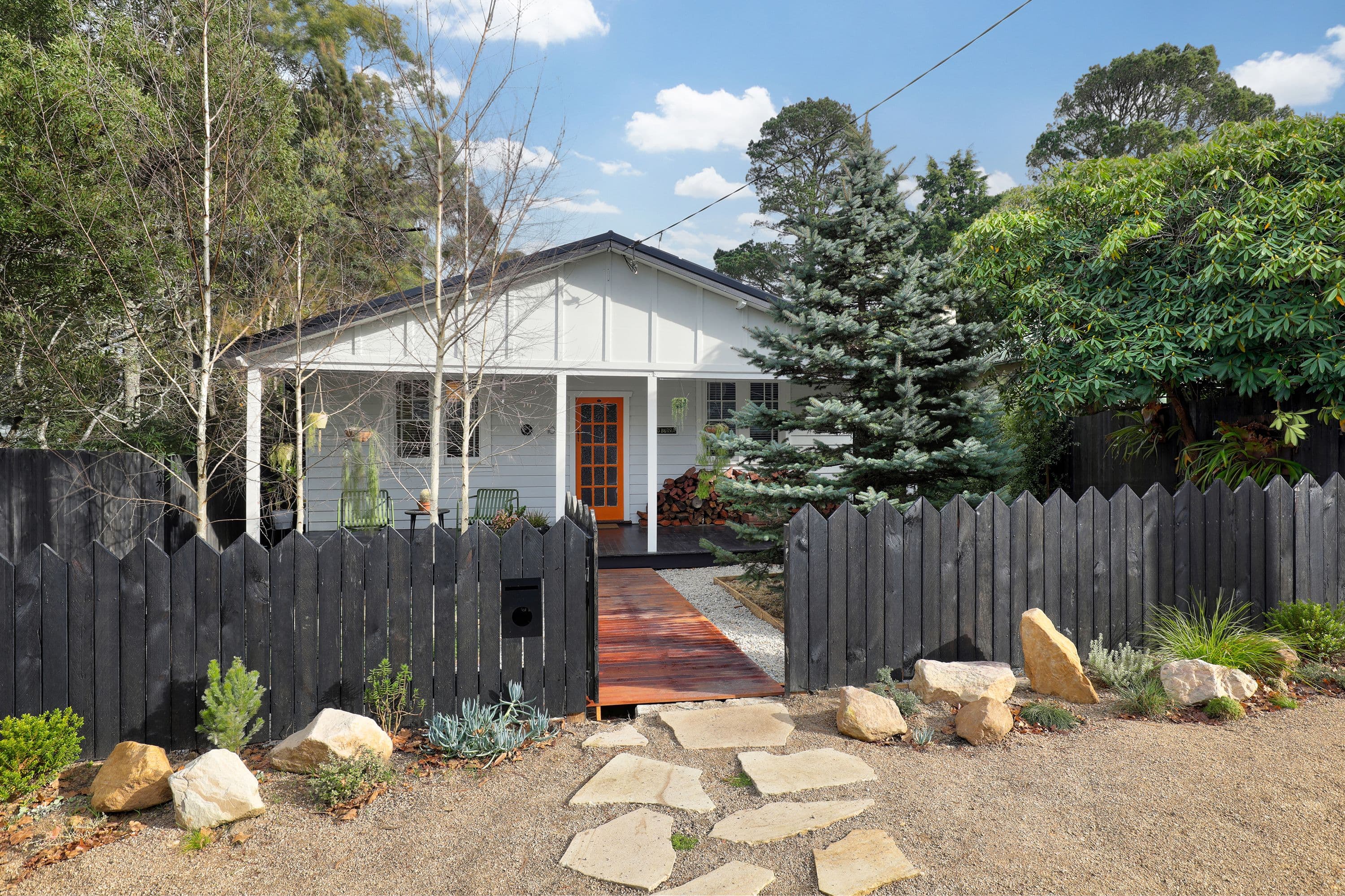 10 Eveleigh Avenue, Blackheath NSW 2785, Blackheath - Image 1