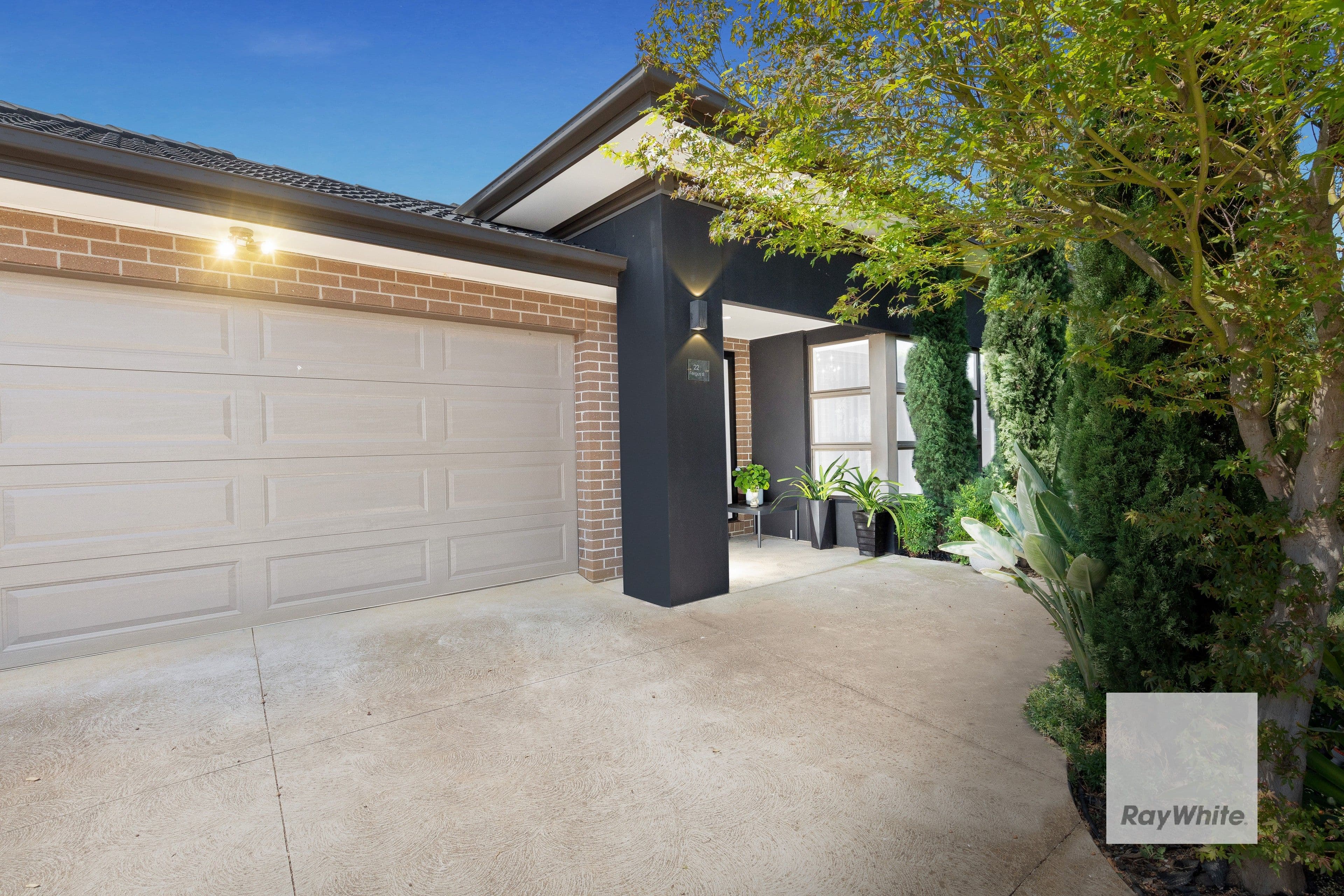 22 Fergus Street, THORNHILL PARK VIC 3335, Thornhill Park - Thumbnail 2