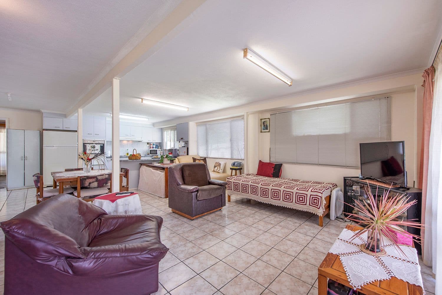 4 Borman Street, Slacks Creek QLD 4127, Slacks Creek - Thumbnail 2