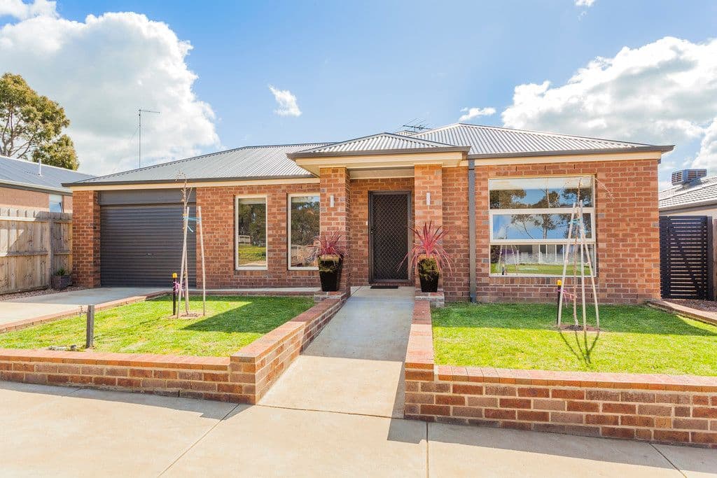 5 Willowbrae Way, BANNOCKBURN VIC 3331, Bannockburn - Image 1