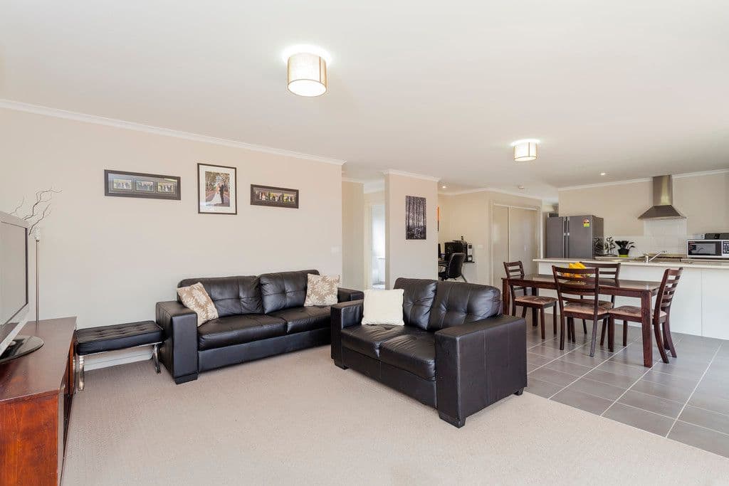 5 Willowbrae Way, BANNOCKBURN VIC 3331, Bannockburn - Thumbnail 3
